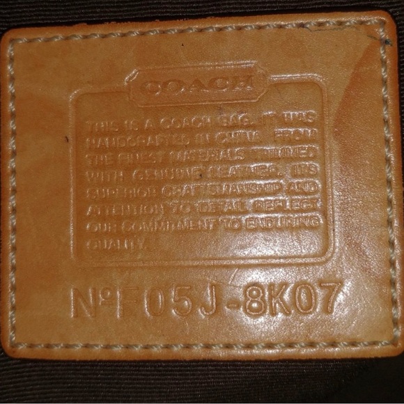 Never used Coach authentic shoulder bag - Picture 3 of 6